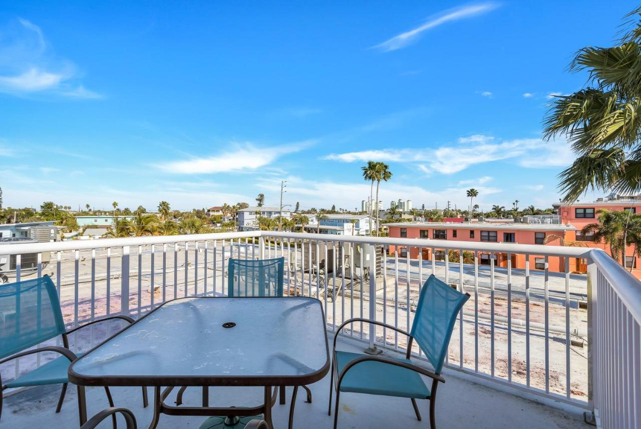 Gulf Winds Resort By Travel Resort Services St. Pete Beach Exterior foto
