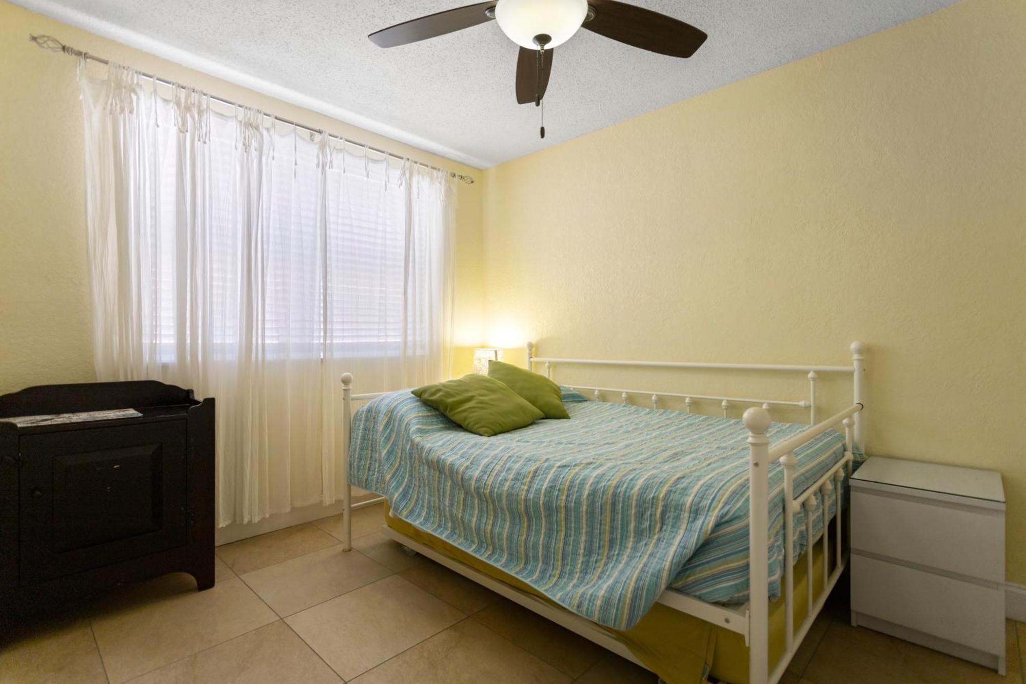 Gulf Winds Resort By Travel Resort Services St. Pete Beach Exterior foto
